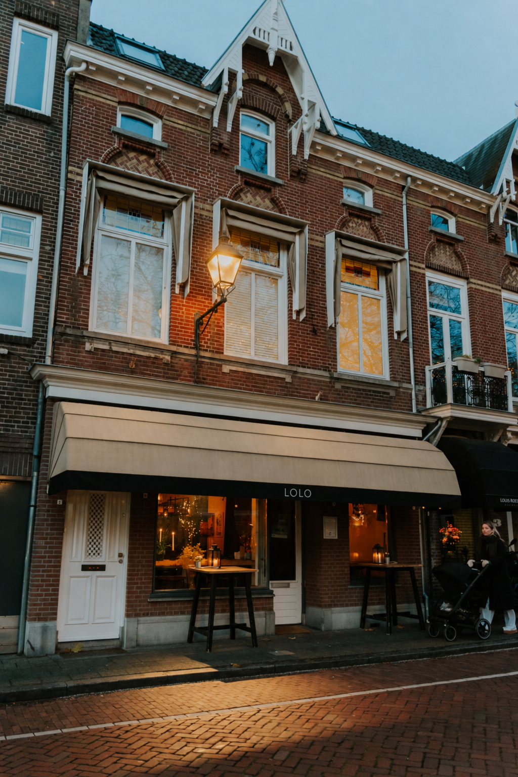 LOLO Ginneken: restaurant en terras